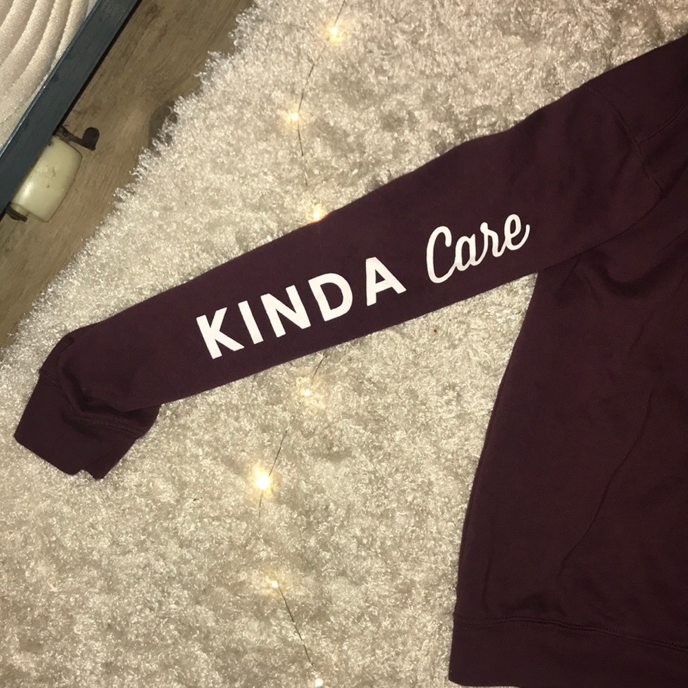 Maroon sweater - Picture 3 of 4